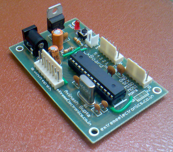 A simple ATmega8 Devboard